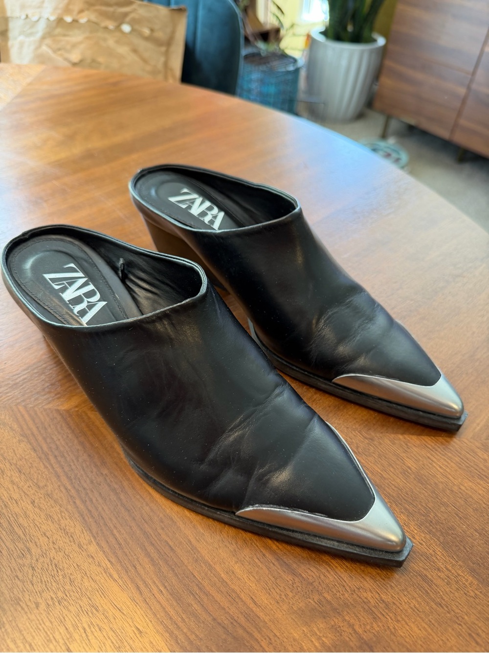 Zara Black Leather Cowboy Inspired Heeled Mules With Silver Tone Metal Toe - Picture 2 of 4